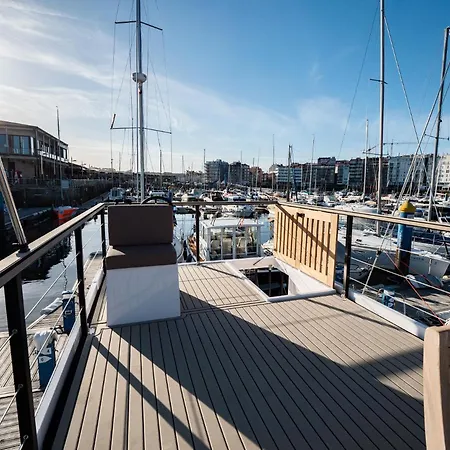 Casa Flotante Ботель Санхенхо